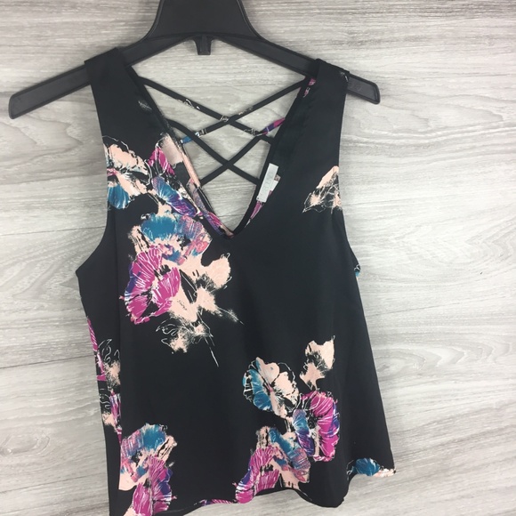 Abound Crisscross Floral Tank Top - Picture 4 of 6
